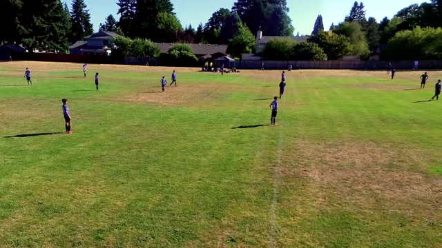 EVERETT FC B11 NAVY vs Surf blue 11B
