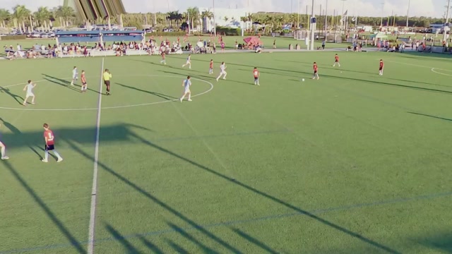 B2014 SOUTH BLAU (25/26) vs Weston FC 2013 Boys white