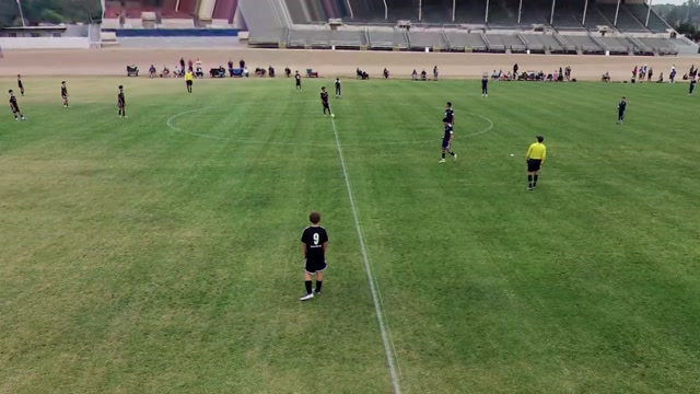 DCSC AV B2012 vs B12s Gold