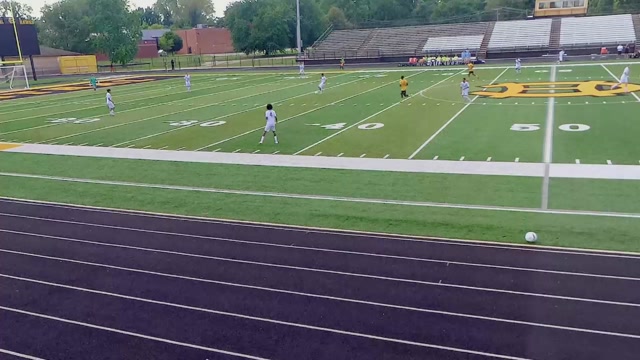 Hazelwood Central vs Belleville East Lancers 26-27