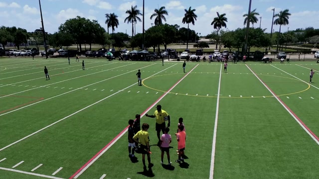 2013 Deportivo Cali vs Pinecrest 2013 White