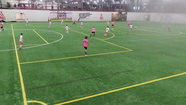 Manta 2010 vs 2011 Boys Pink