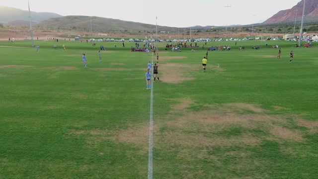 Rebel Elite 11G Black vs FireFC 13G MW