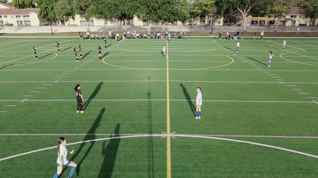 2015 Aventura Bold Nation Black vs 2015 FTL United Blue